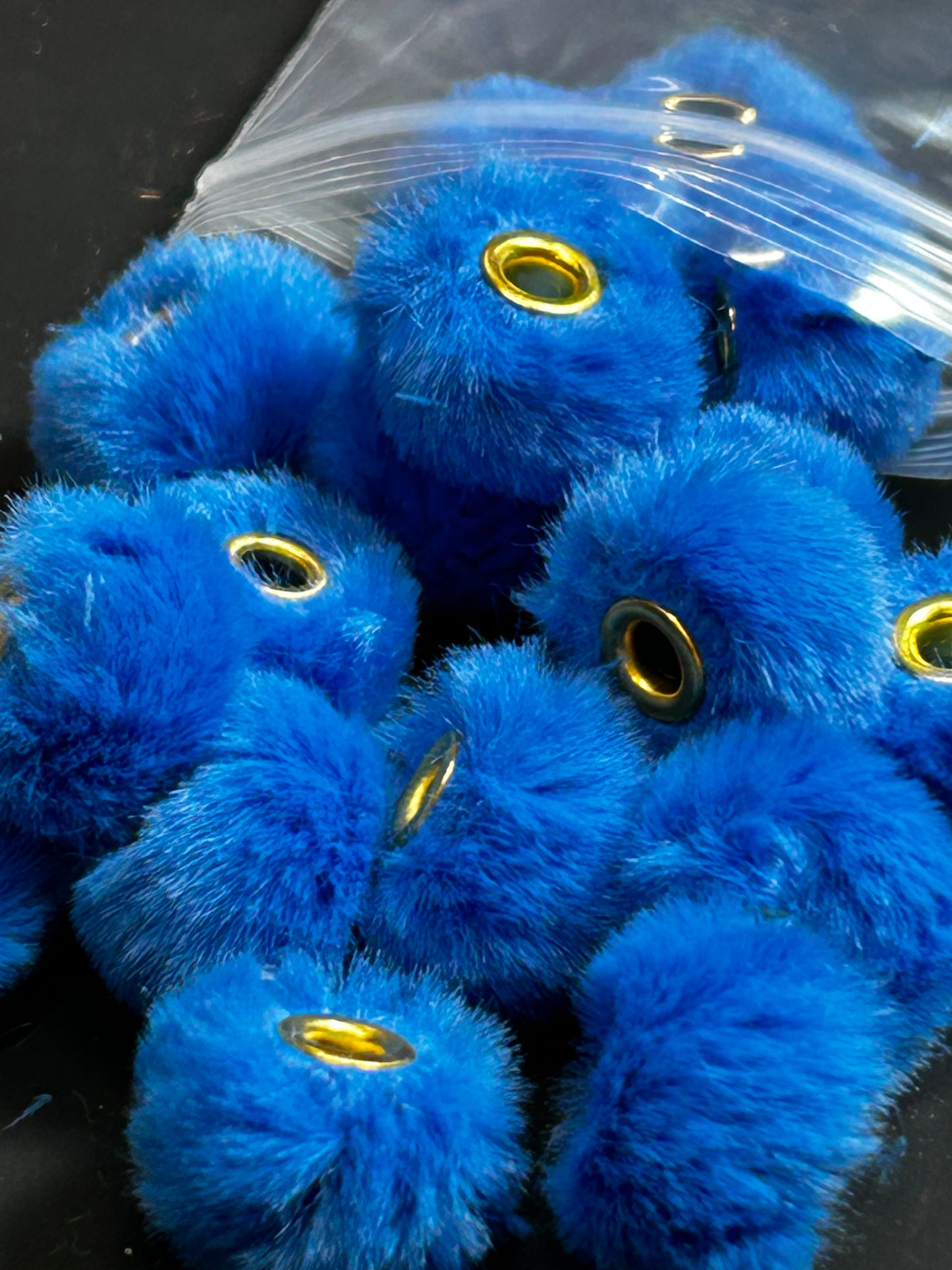 Fluffy beads x20 pcs