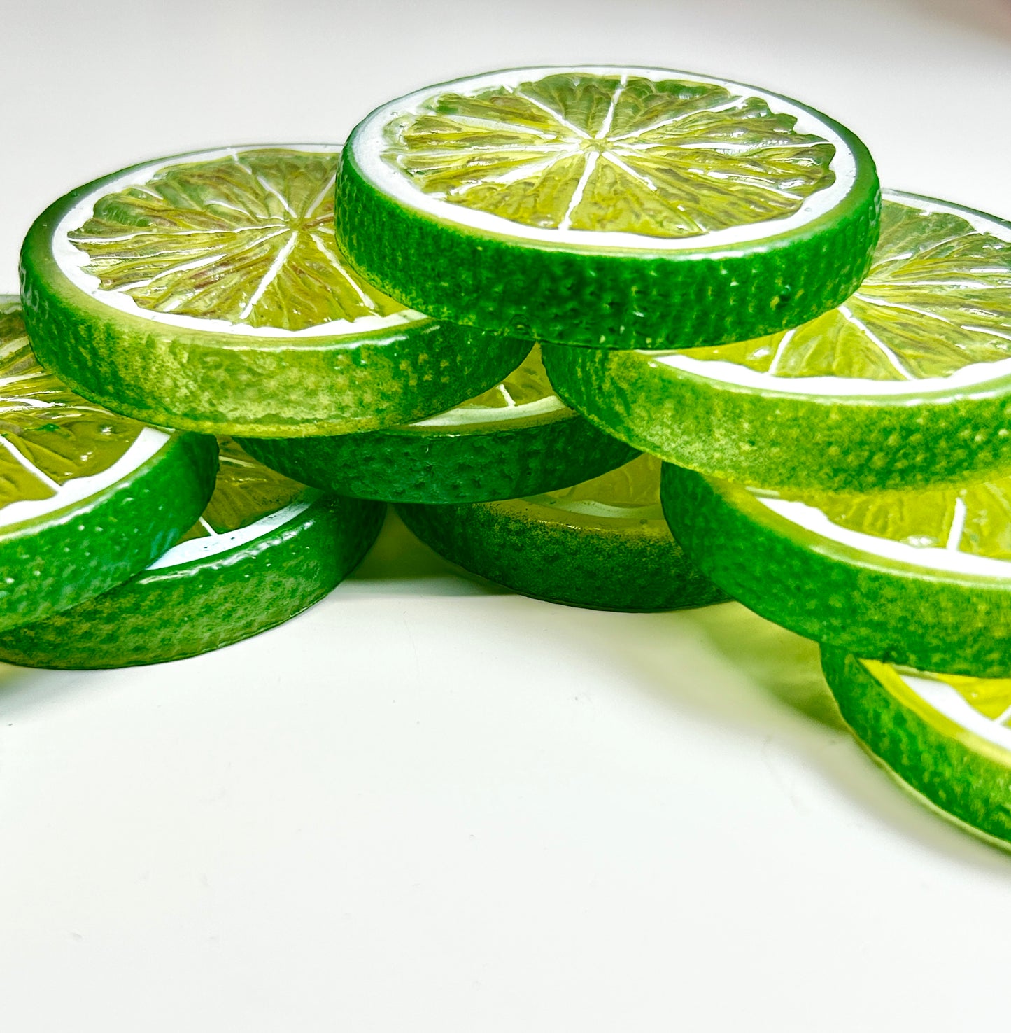 Fruit slices simulated fruit