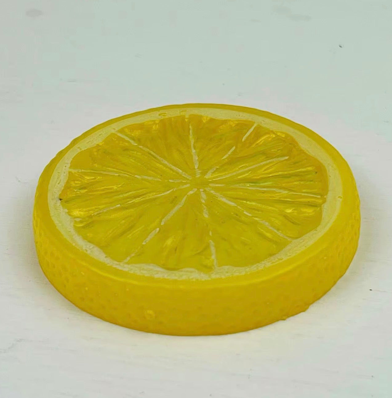 Fruit slices simulated fruit