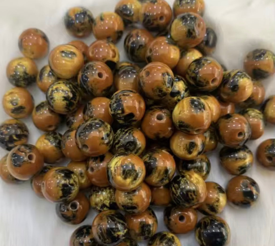 Glossy Bubblegum Shiny acrylic beads. 20mm