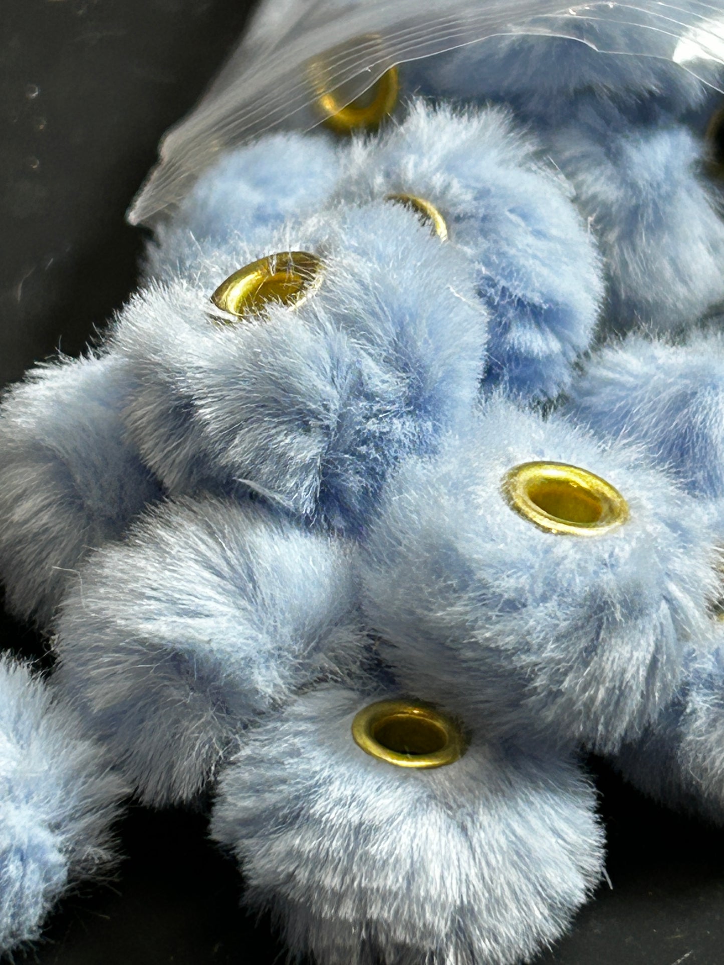 Fluffy beads x20 pcs